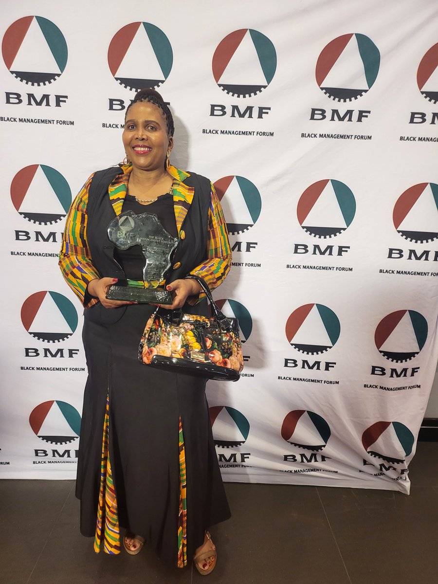 EugeniaKulaAmey's tweet photo. @BMFNational @Bmfsandton @BMFEasternCape
Im humbled to be honoured for the Transformation work I did.BMF has secret agents,I already left when I was called for this prestigious Award.Thank you BMF
#KingMisuzuluCoronation #Coatsofmanycolours #MadamTransformation #BMFSandton https://t.co/CnrGIPGrBU