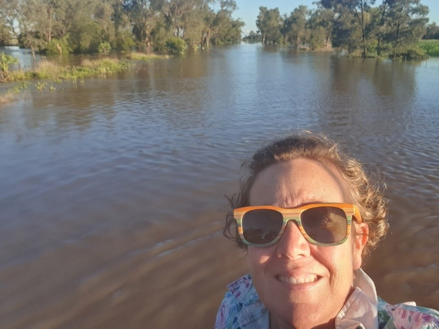 @telford_julia, Regional Facilitator #DarlingDowns, South West regions is a #droughtresilience hero! Her home flooded but she kept working on the Regional Drought Resilience Planning project that won QLD Project of the Year at @The_AIPM 2022 #PMAAs. See:fal.cn/3t9yS