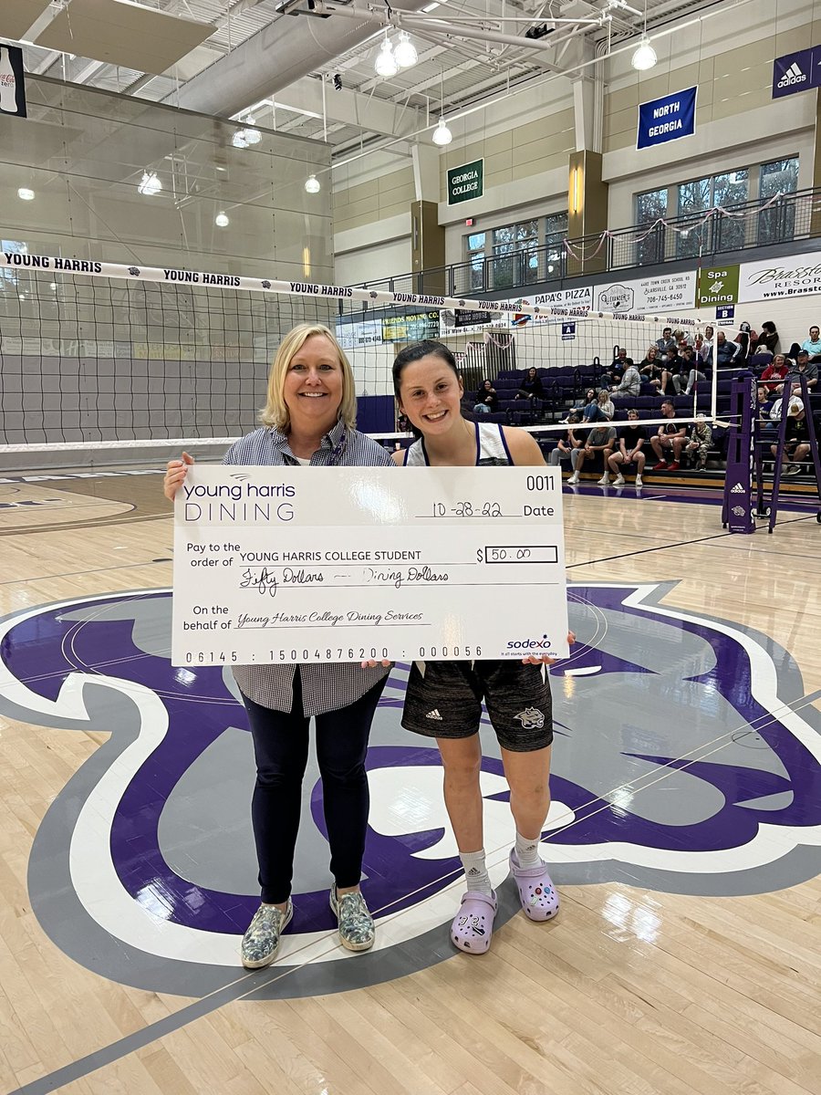 VB | Thank you Jacqueline Pierre for participating in tonight’s <a href="/YHCVolleyball/">Young Harris College Volleyball</a> first serve for the Breast Cancer Awareness Pink Out &amp; congratulations to Olivia Tucker for winning the Sodexo gift card raffle 💗🎉 #JourneYHere #DefendtheDen