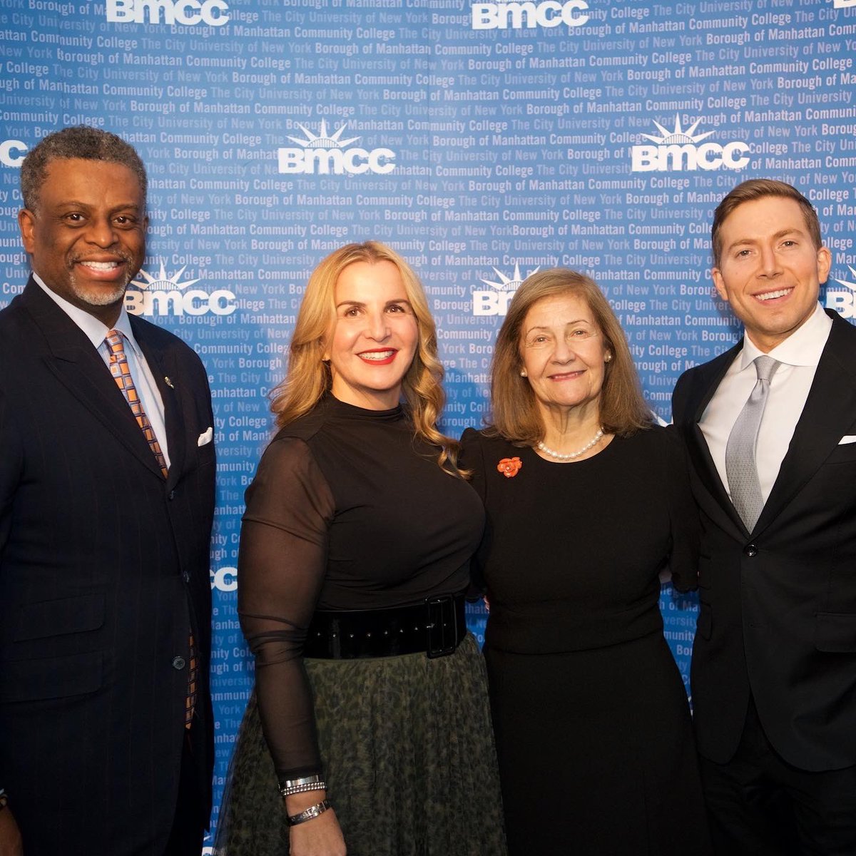 BaruchShemtov's tweet photo. Thrilled to be the emcee at the Invest in a Future Scholarship Gala celebrating @bmcc_cuny and all of the incredible work that they do! https://t.co/GmbDHv7HA7