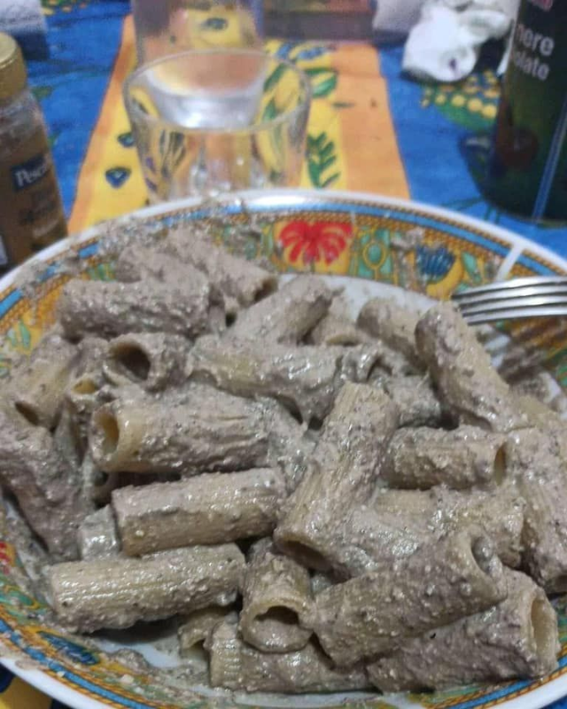 messedupfoods's tweet photo. cement pasta https://t.co/MDKErDZRat