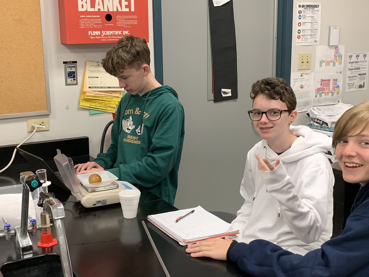 Spalding_Bio's tweet photo. Observing #osmosis in lab this week by soaking “naked eggs” in solutions of various tonicity and measuring the change in mass, circumference and solution volume. #CellTransport #RHSScience #DentonISDDelivers @RHSRaiders @dentonisd https://t.co/YuF3wh6xmT