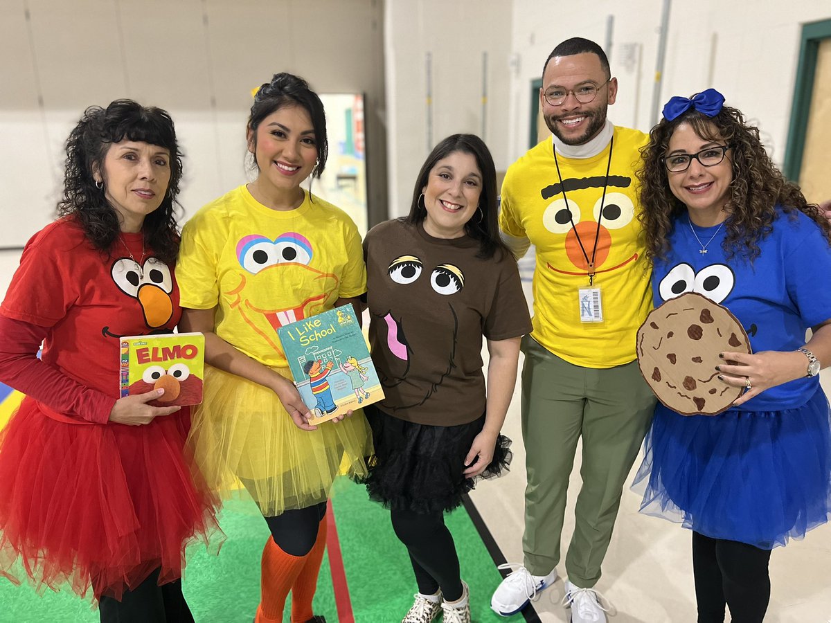 I don’t know who has more fun on the character parade day, the students or the teachers? <a href="/lorimshaw/">Lori Shaw</a>  <a href="/mrsfeldt5/">Casey Feldt</a> #WhataWildcat #RootEdWernli