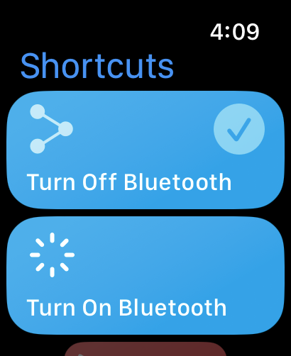 Must have shortcuts if you download podcasts on your Apple Watch ;)