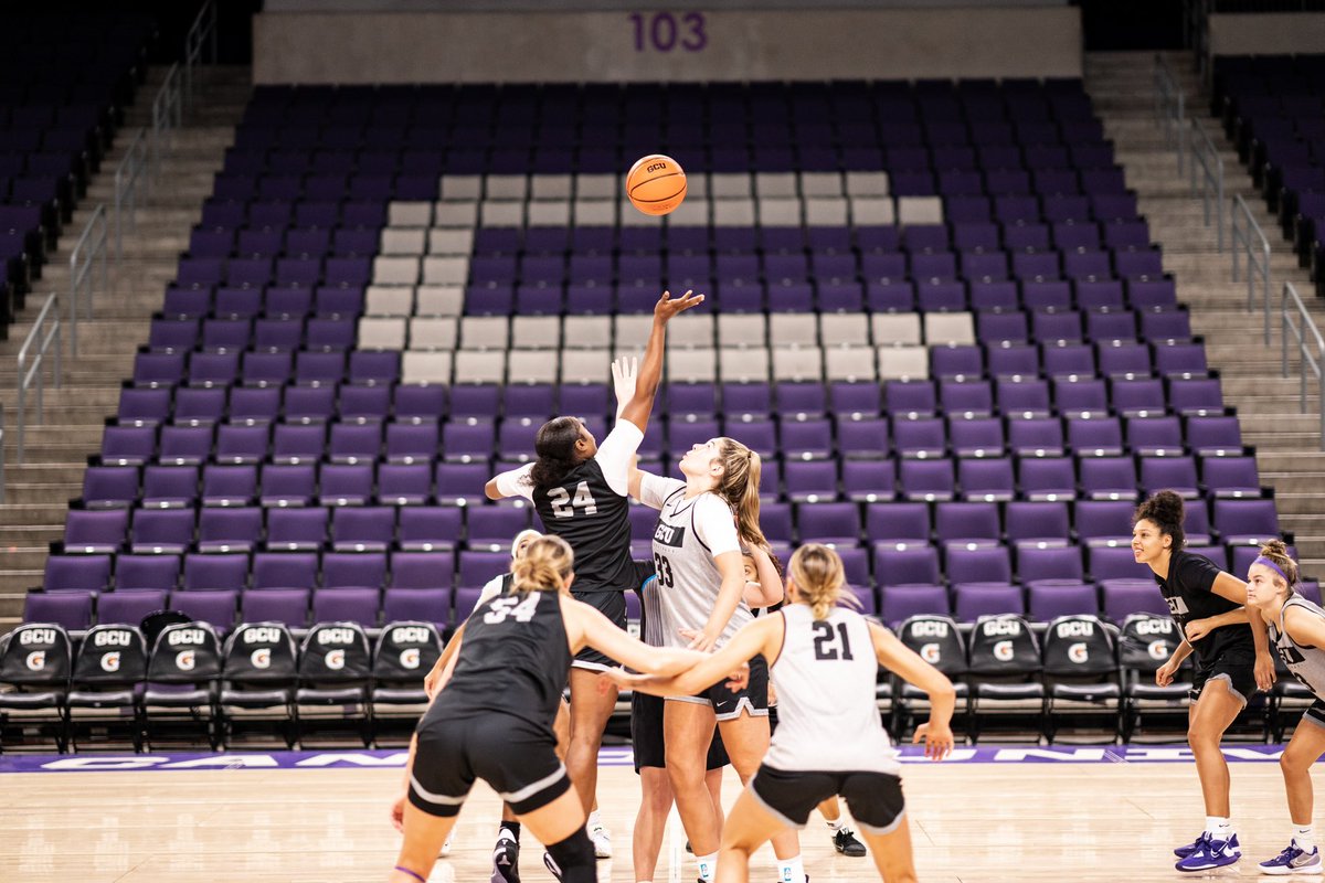 GCU_WBB's tweet photo. Preparing for the season with a little friendly competition 🏀

4️⃣ days out from season start.

#LopesUp https://t.co/cZ20A4ZI5J