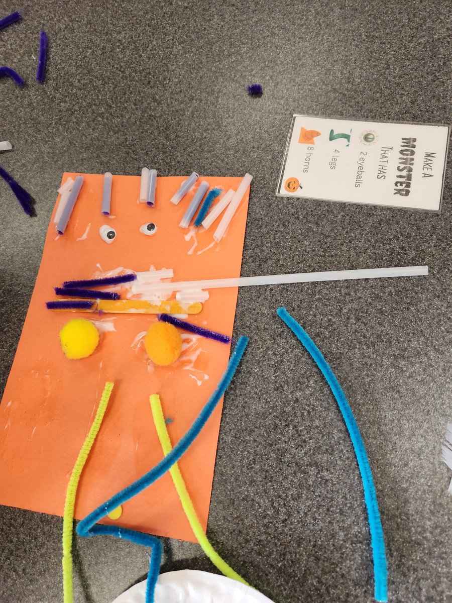 mrspsgr1s's tweet photo. Today we used different materials to create our own monsters based on criteria from @iJessicaFalk. How many eyes, horns, arms, legs, teeth do you see? On Monday we will write about our monsters! #creativity #grade1isfun #itsamonstermash @ConnaughtDSBN https://t.co/fWmRvD2z0E