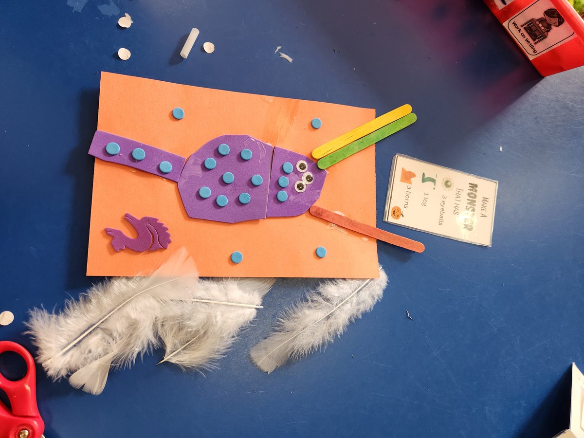 mrspsgr1s's tweet photo. Today we used different materials to create our own monsters based on criteria from @iJessicaFalk. How many eyes, horns, arms, legs, teeth do you see? On Monday we will write about our monsters! #creativity #grade1isfun #itsamonstermash @ConnaughtDSBN https://t.co/fWmRvD2z0E