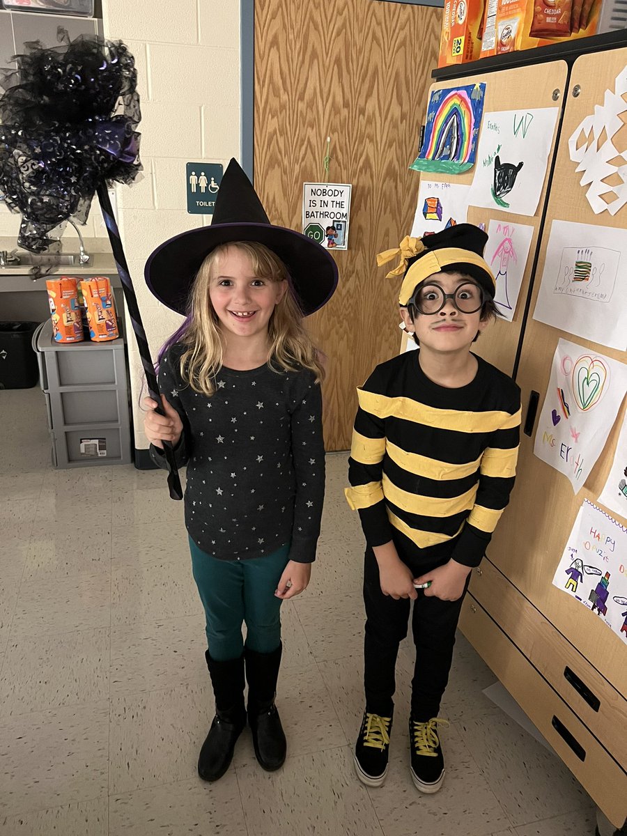MsErath_LAES's tweet photo. Book character day! @LakeAnneES https://t.co/jP7E0Z0pgU