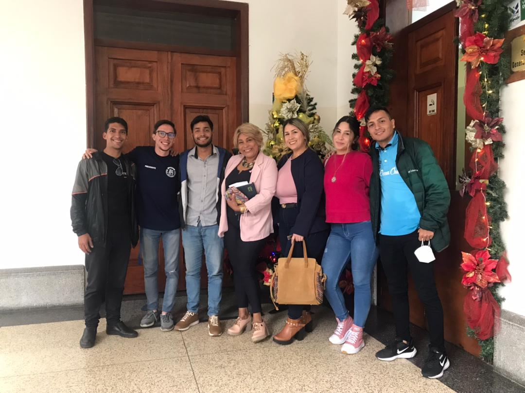 daymardavila's tweet photo. #28deOct | Hoy acompañamos a nuestra legisladora y compañera @RitaRojaa a la sesión Extraordinaria del CLEBM dónde se aprobaron recursos a varias direcciones del Estado Mérida.
@alcidesmonsalve @inocenteruiz https://t.co/6ys89Tt47g