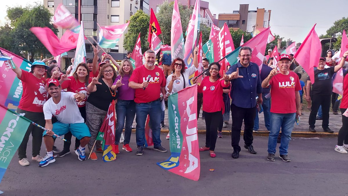 SidineiCardoso's tweet photo. #LulaPresidente1️⃣3️⃣ https://t.co/X2d58HXGT7