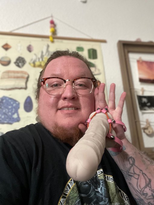 Making a hand strap for my XL dildo! Periodic Paralysis is hard but I work&hellip;uh&hellip;harder.  #fuckingInspiring<a href="/tag/handmade"class="tags"><span>#handmade</span></a><a href="/tag/strapon"class="tags"><span>#strapon</span></a><a href="/tag/fuckinginspiring"class="tags"><span>#fuckinginspiring</span></a><a href="/tag/adaptivesex"class="tags"><span>#adaptivesex</span></a>
