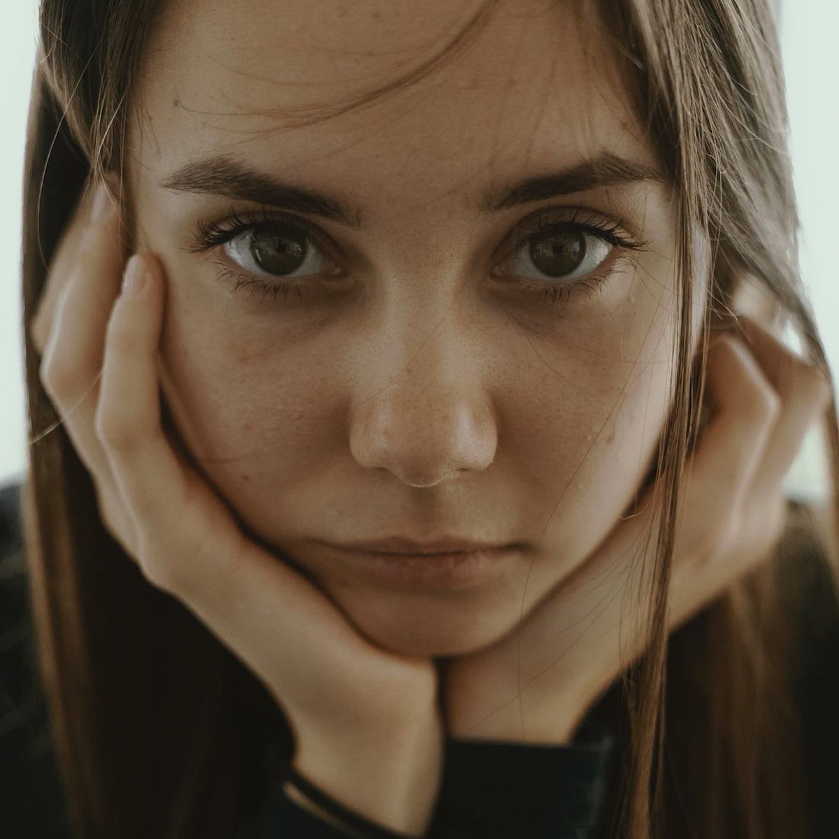 dani_dials's tweet image. A little trick for puffy eyes! 👀
A few more in today’s blog: daniellereneebeauty.com/post/need-quic…

#tipoftheday #beautytips #skintips