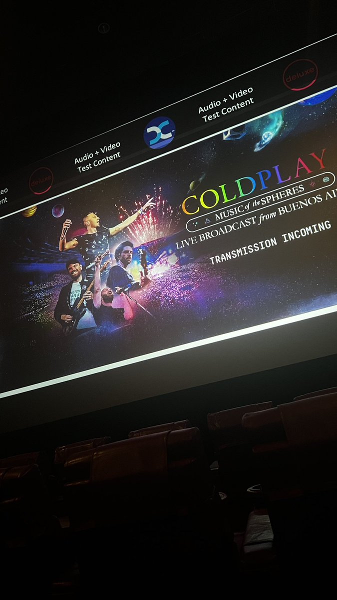 marshhmellowww's tweet photo. #JinXColdplay https://t.co/jGN4a7RPKk