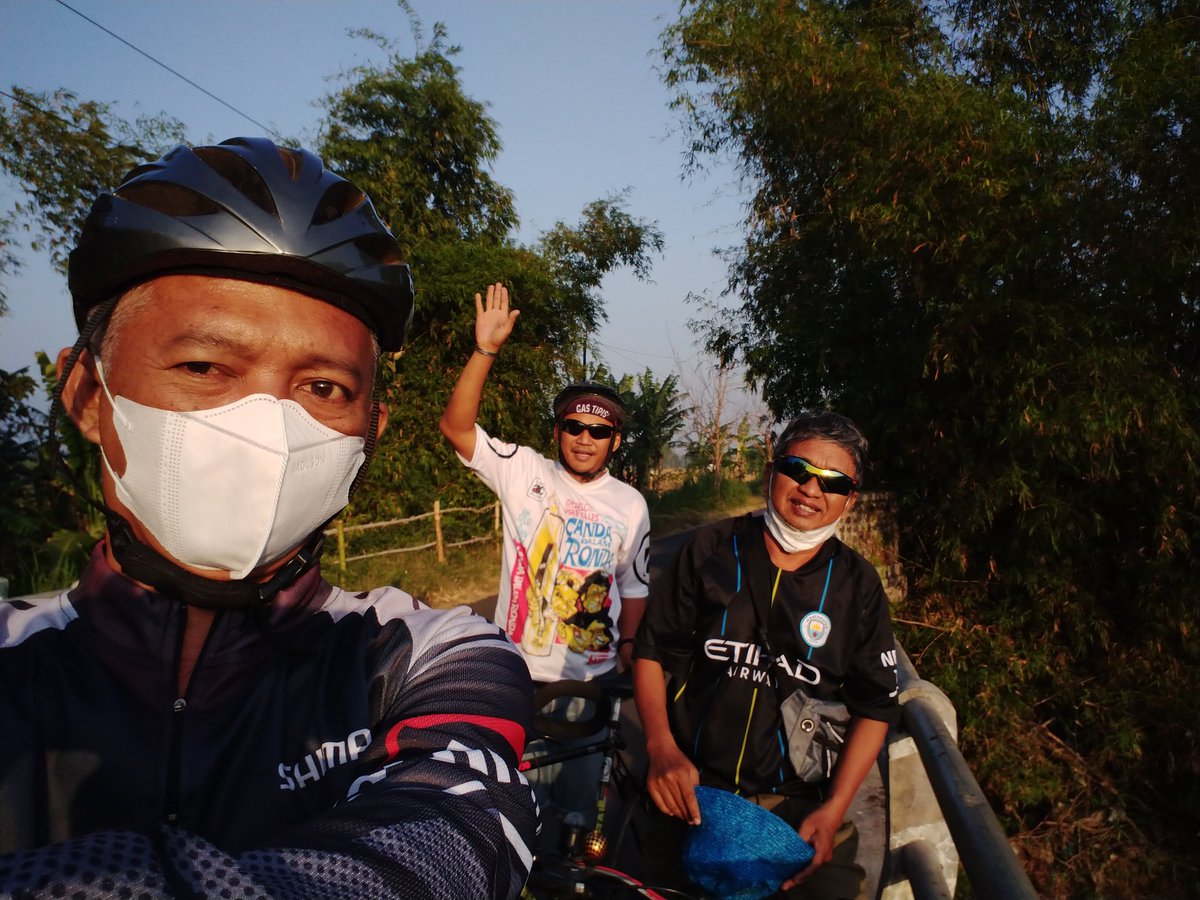 reffratria's tweet photo. Gowes sehat
#weloveprobolinggo
#welovecities
#dpuprpkpkotaprobolinggo https://t.co/AxmVVTvtvT