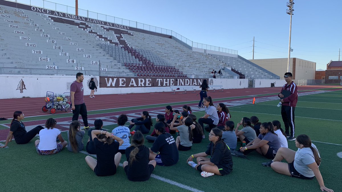 asaucedo_74's tweet photo. Big thank you to @enevarez99 and the @Ysleta_W_Soccer for inviting us to practice at the reservation today and showing some new drills to the future Lady Indians!! BowUp!! 🏹🏹  @Gonzalez_YMS @YsletaHS @YsletaMS @YsletaSports https://t.co/L8iMYgebXS