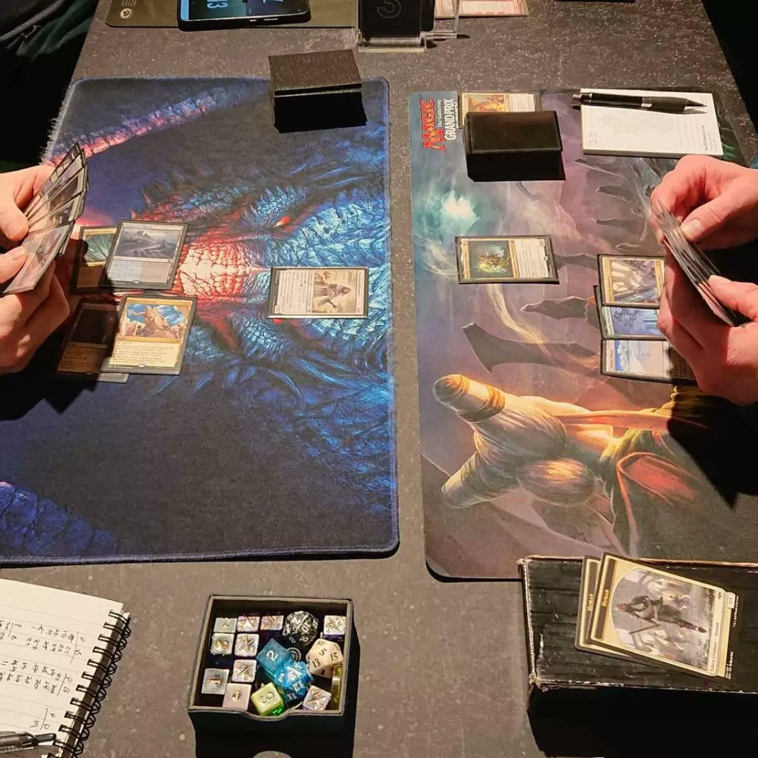 bea_dnd's tweet photo. Some #Apacleague action

#BeaDnDGames #magicthegathering https://t.co/ogOZR9BDYV