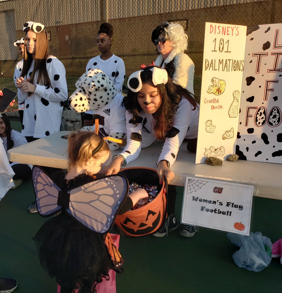 CVilleFlagFB's tweet photo. Fall Festival CU 2022. Lady Tigers Flag FB as the 101 Dalmatians. Enjoyed doing this fun community activity and seeing the players interact with the kids and families. #FirstinKY #WeAreCU https://t.co/231QceZFJt