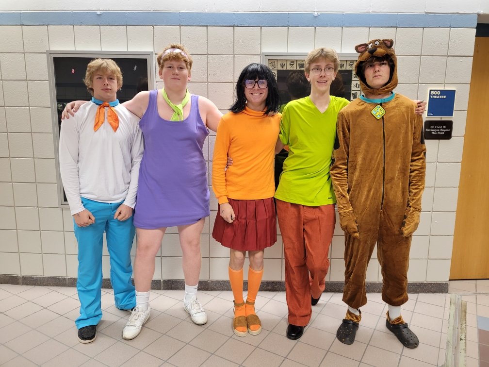 RCTigersAD's tweet image. Tigers take set 1 25-15 from the Rails. Student section is warming up for Halloween!