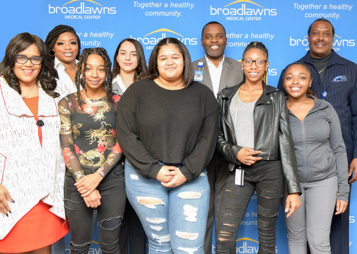 iJAGRocks's tweet image. Congratulations to our TEACH (Training and Education for Adults seeking a Career in Healthcare) @BroadlawnsMed grad, Teresa! @DMACCNews @central_ia @UnitedWayCI @UrbanDreams #IowaWorkforceDevelopment #iJAGRocks #IamiJAG #ThatKidNoMatterWhat #EvelynKDavisCenterForWorkingFamilies