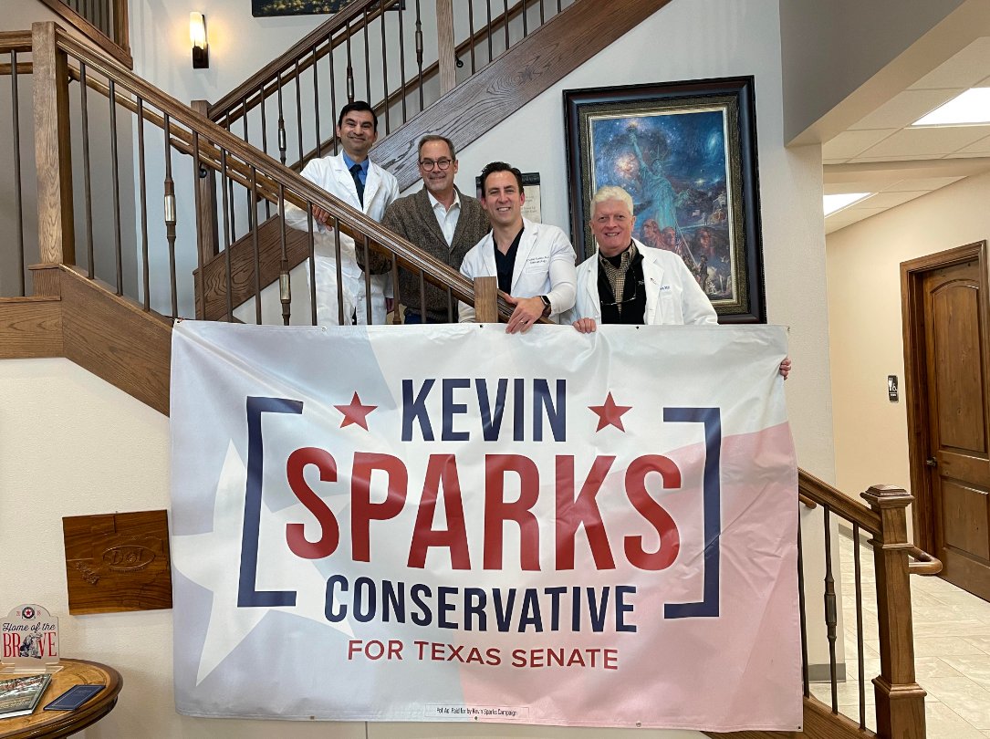 VivekRaoMD's tweet photo. Thank you @kevinsparkstx for finding time to speak with physicians from #SD31 regarding issues impacting physicians and patients. Your commitment to understanding the issues is why #EctorCMS physicians are proud to support you and why @texmedPAC is endorsing you for #txlege. https://t.co/ak2WcNPna0