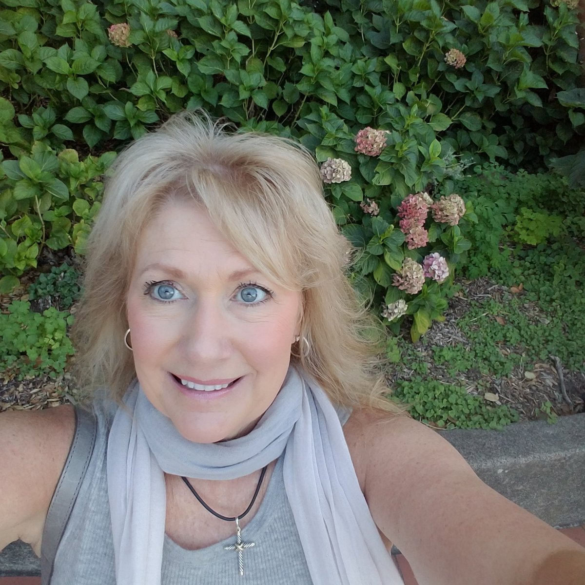 PamelaCofer3's tweet photo. #NewProfilePic https://t.co/crghc0Kohl