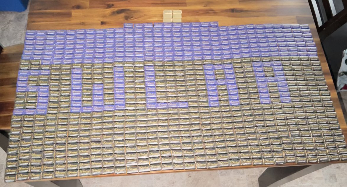 swlaabolition's tweet photo. This is what almost 800 fair trade chocolate minis, from @DivineChocUSA, looks like! We’ll be at the SWLA Candy Crawl tomorrow in front of Stellar Beans. Come get some! #fairtrade #slavefree #halloween #chocolate #candy #enditmovement https://t.co/tsrafEFRQ5
