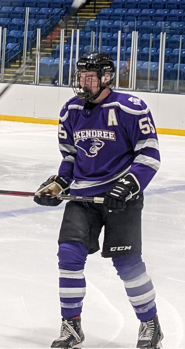 TrevorVoyda's tweet photo. #trevorvoyda #55 McKendree University Bearcats alternate captain https://t.co/zB93FVgwJz