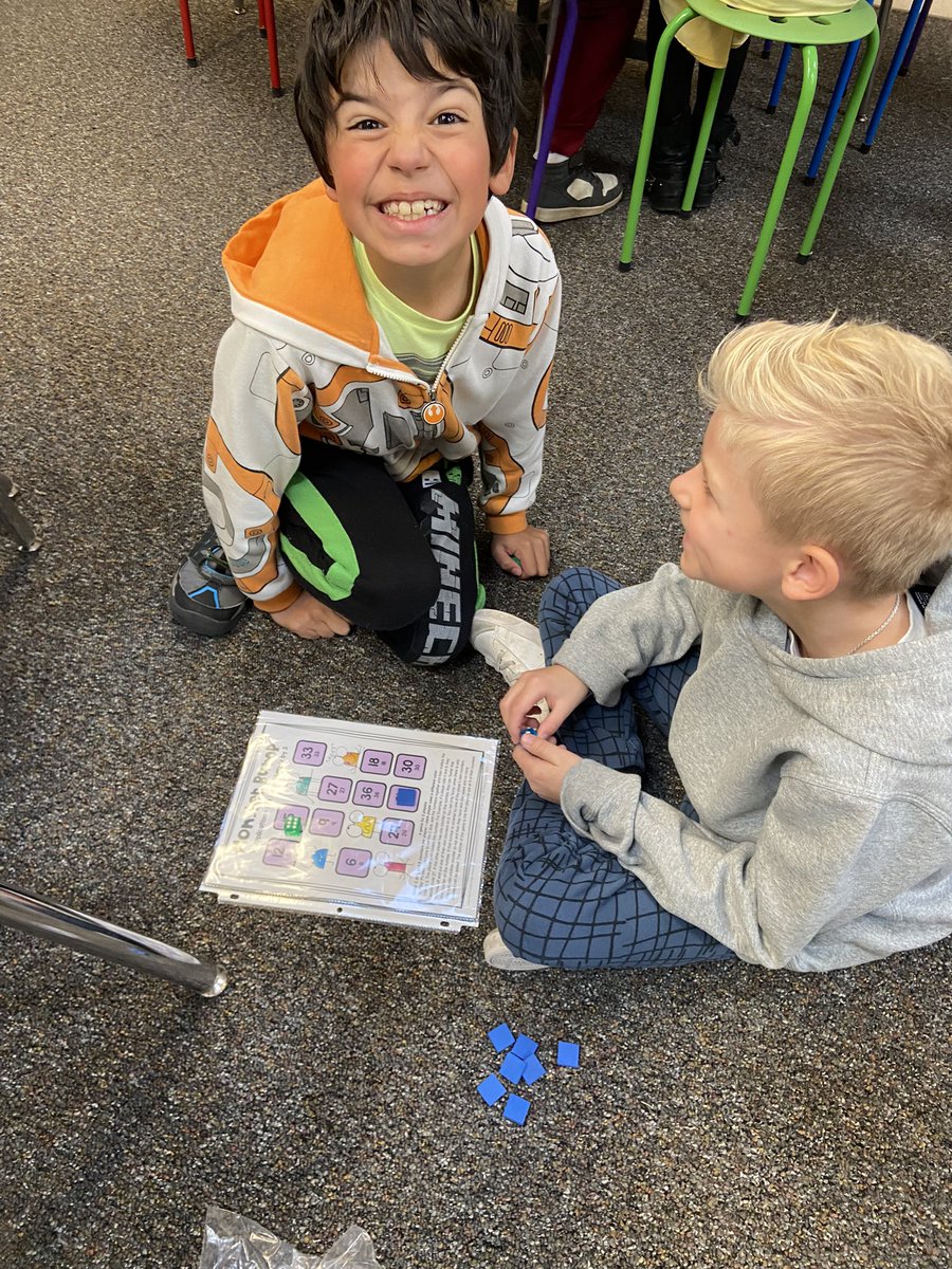 CTrommels's tweet photo. Loving our multiplication math games! https://t.co/rqZKcDUApr