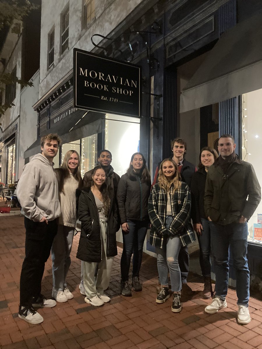 TheTGFLab's tweet photo. Halloween get together in the TGF lab! We got to explore The mysterious side of #HistoricBethlehem and @LehighU! #labactivity #newPI #labhalloween #ghosttour https://t.co/wGPYOmG9FD