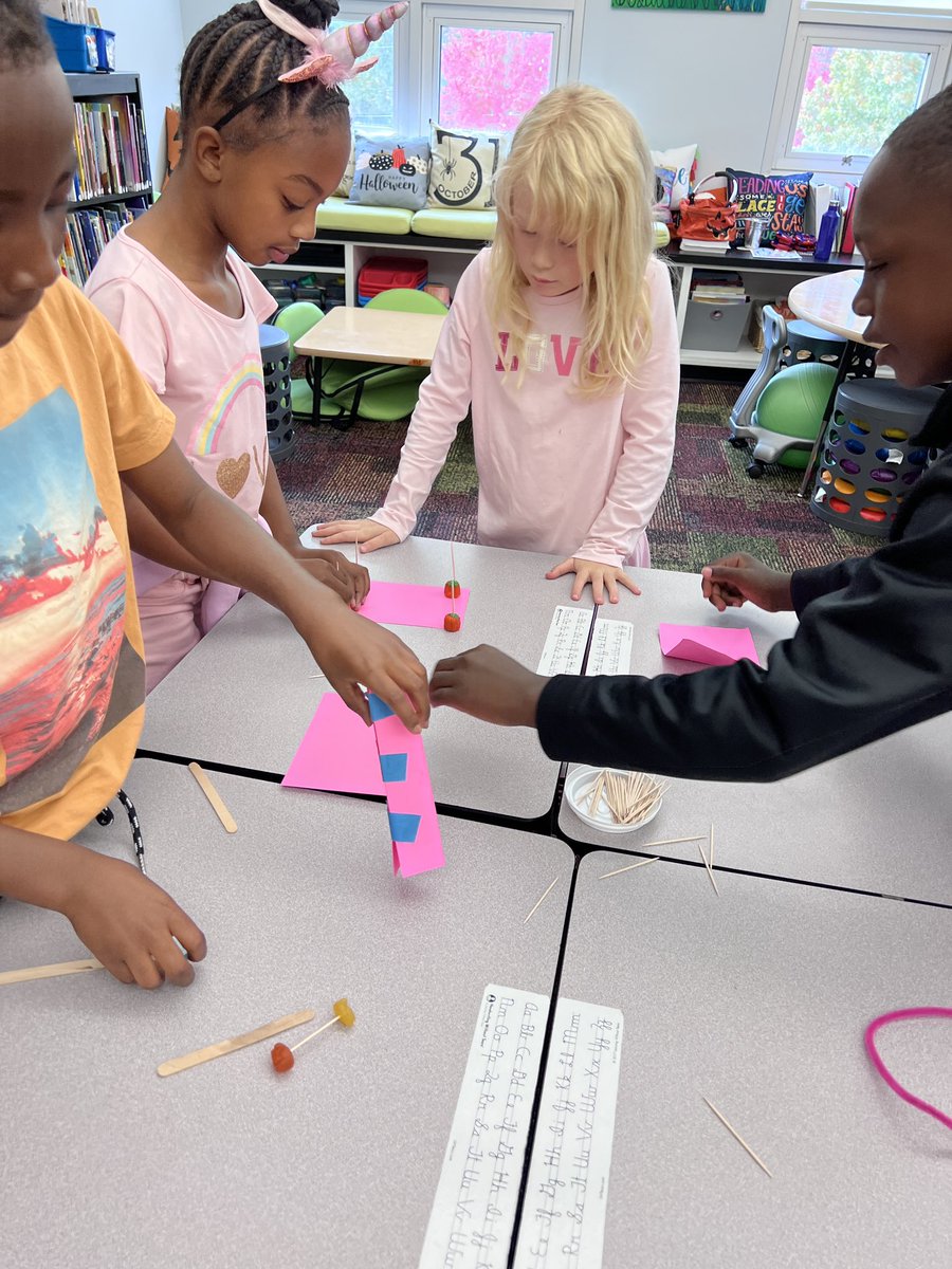 MsRaquelPaulino's tweet photo. @tammytechbailey @Natalie_STEAM @artsyeducator @PSPrincipalWA @WAPrimaryAP @WoodwardAcademy Blessed to be part of an active learning community. https://t.co/yRI0koYS35