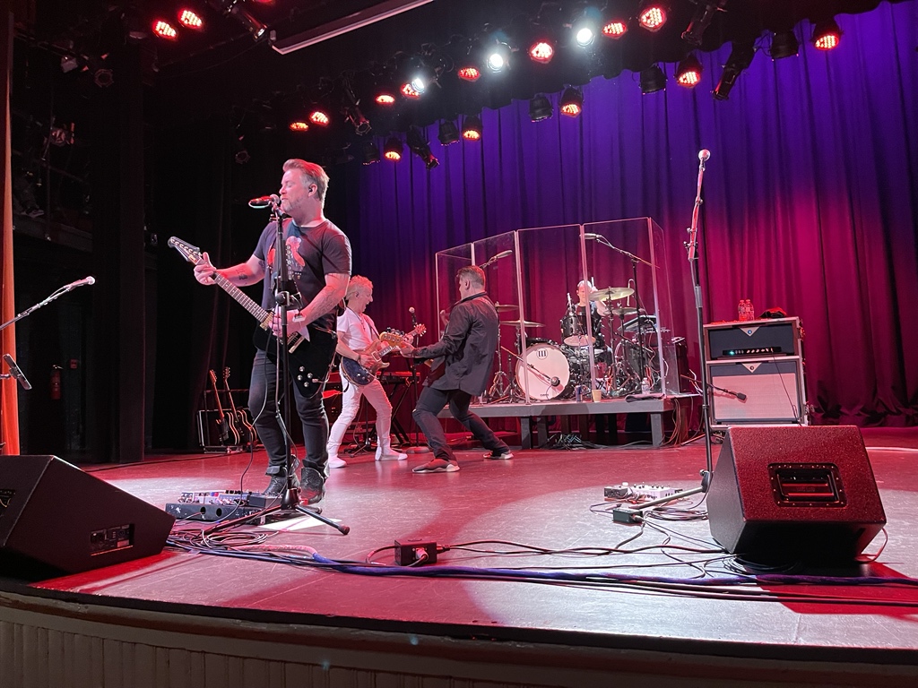 MsCRC's tweet image. Barbasol