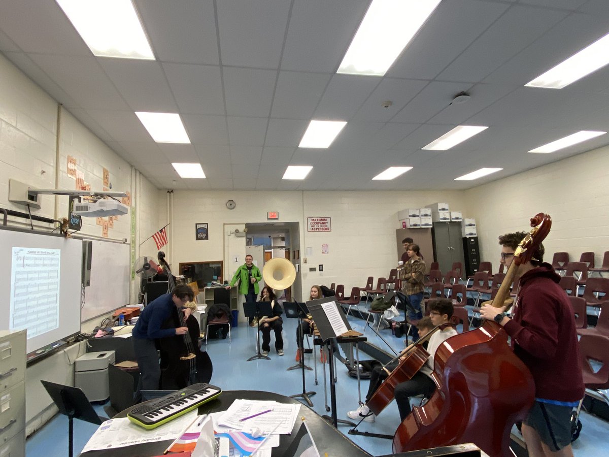 IB Musicians put theory into practice experimenting with the melody of “Someday My Prince Will Come” 🎶 #MusicTheory #Jazz 

<a href="/NSArts1/">North Shore Fine & Performing Arts</a> <a href="/DrTitone/">Kerri Titone, Ed. D.</a> <a href="/nshorehsband/">North Shore HS Band</a> <a href="/CatalanoChoirs/">David Catalano</a> <a href="/nshoredance/">North Shore Dance</a> <a href="/mikekleba/">Mike Kleba</a> <a href="/RyanWOHara/">Ryan O'Hara</a> @NSMSBands <a href="/NSMSVikingsAP/">NMSBlazersAP</a> <a href="/NSMS_Masquers/">North Shore MS Masquers</a> <a href="/drzublionis/">Chris Zublionis, Ed. D.</a> <a href="/CarolASmyth/">Carol Ann Smyth</a>