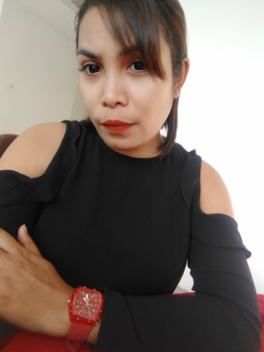 BaniIren's tweet photo. Pelangi itu indah tapi beta lebih suka warna hitam. https://t.co/xpDcdusRrl