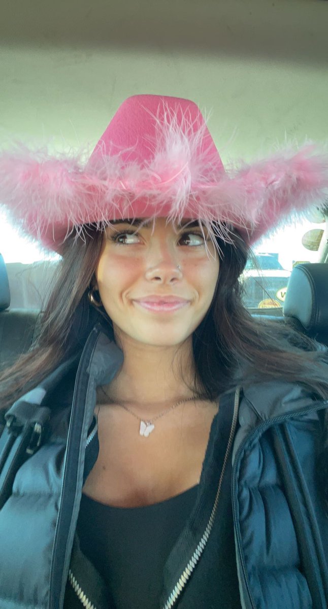 Darla Claire's Instagram, Twitter & Facebook on IDCrawl