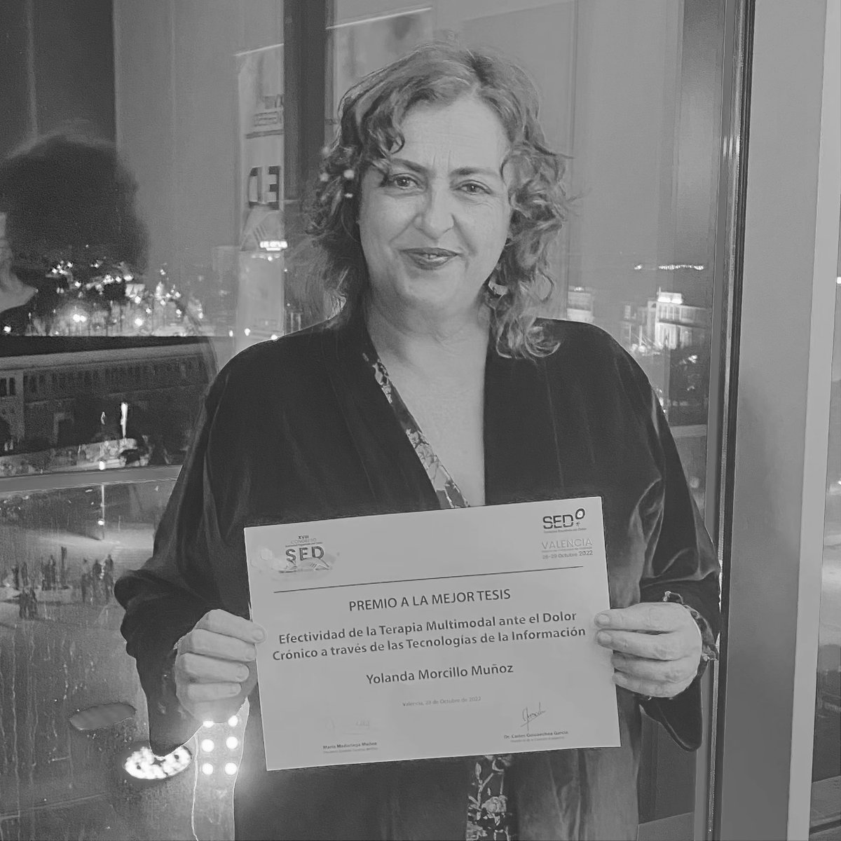 Agradecer a #SEDValencia22 el premio a la mejor tesis. “Efectividad de la Terapia Multimodal ante el #dolorcrónico a través de las Tecnologías”. #Pain Therapy for Adults via #Smartphone #mHealth: Randomized Controlled #ClinicalTrial dlvr.it/SQ9Bdp