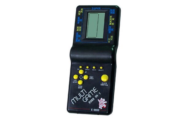 @TE_Official_In @incontestalerts @india4contests @Contest_in @indiWinners @Contest4india @Contest_Hub We are 90s kid born in a middle class family. We cant even dream of nintendos and other gaming consoles. 
I still remember when I got this BRICK GAME console, I was on cloud nine.  #BestGamingMemory 
#contestalertindia #ContestIndia #TEGC2022 #Giveaway #CSGO #PokemonUnite