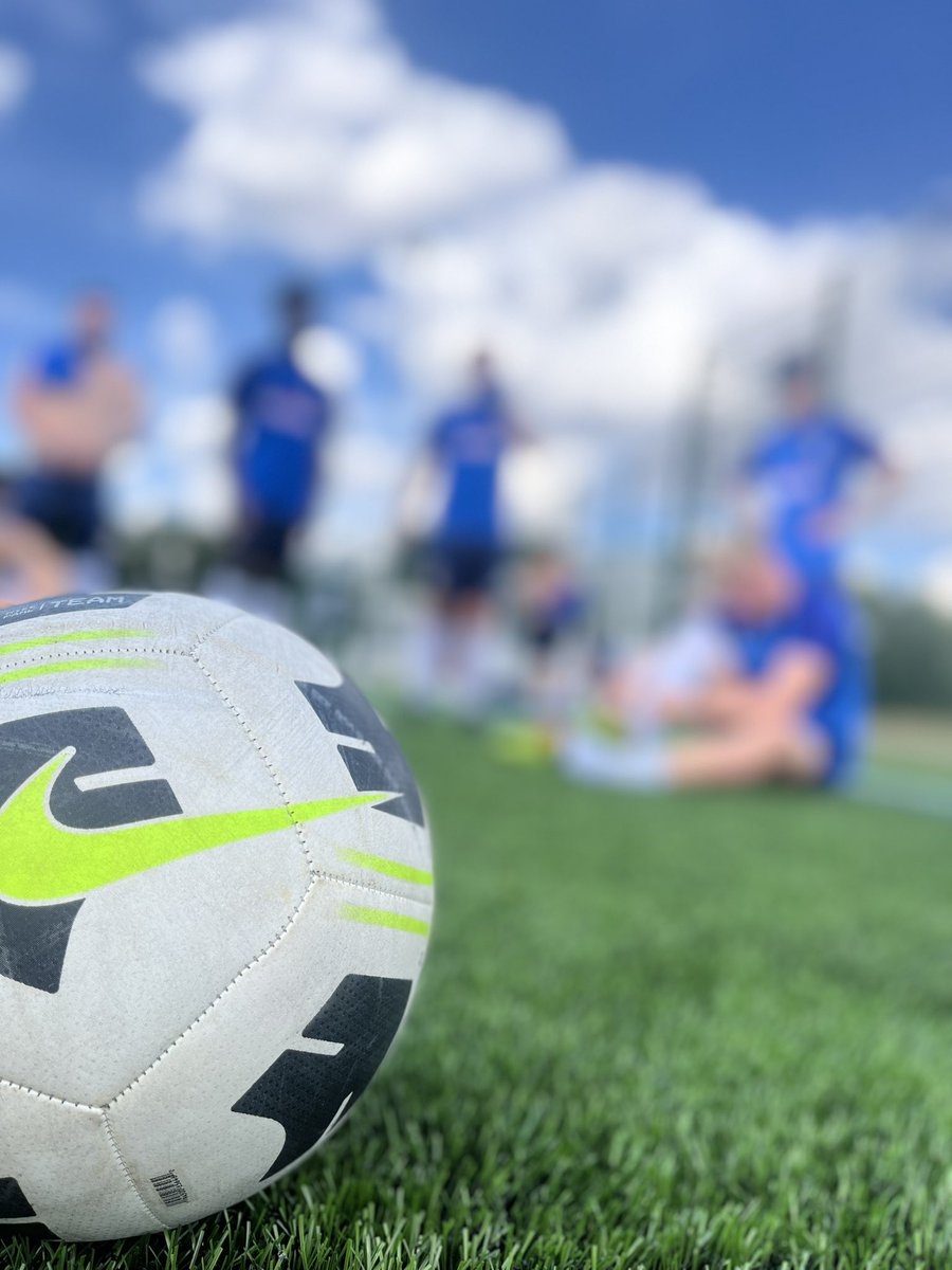 Trowbridge Town Reserves (@trowbridge_res) on Twitter photo Game day for the ๐โs
๐๐ค
๐<a href="/WTRESFC/">Warminster Town Reserves</a>
๐ Weymouth St, Warminster BA12 9NS
๐
29/10/2022
๐<a href="/trowanddistrict/">@onlytrowanddistrict</a> Division 1
#UTB #BeeFamily Game day for the ๐โs
๐๐ค
๐<a href="/WTRESFC/">Warminster Town Reserves</a>
๐ Weymouth St, Warminster BA12 9NS
๐
29/10/2022
๐<a href="/trowanddistrict/">@onlytrowanddistrict</a> Division 1
#UTB #BeeFamily
