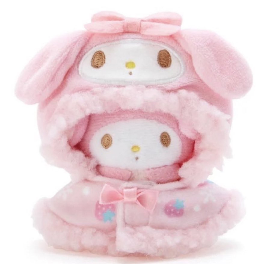 시꺼먼 쿠루미망토를 둘러도 제 눈엔 그저 분홍마멜일뿐이란 거,,🎀🐰💕알아주십셔 ,.,