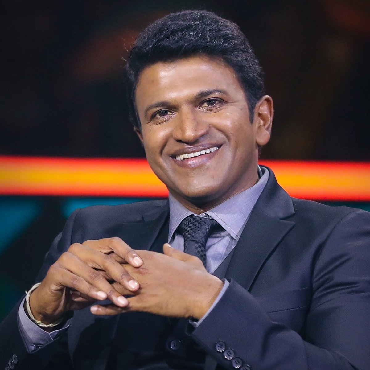 Remembering #DrPuneethRajkumar on his death anniversary. A small tribute from our end: youtu.be/DQmyxpj9BaA This song made us emotional and is our way of saying thank you to our beloved Appu.