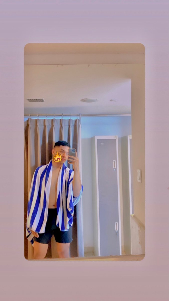 JustDtyaaa's tweet photo. Happy Weekend moots 💦 https://t.co/ZpZc4Enkdc