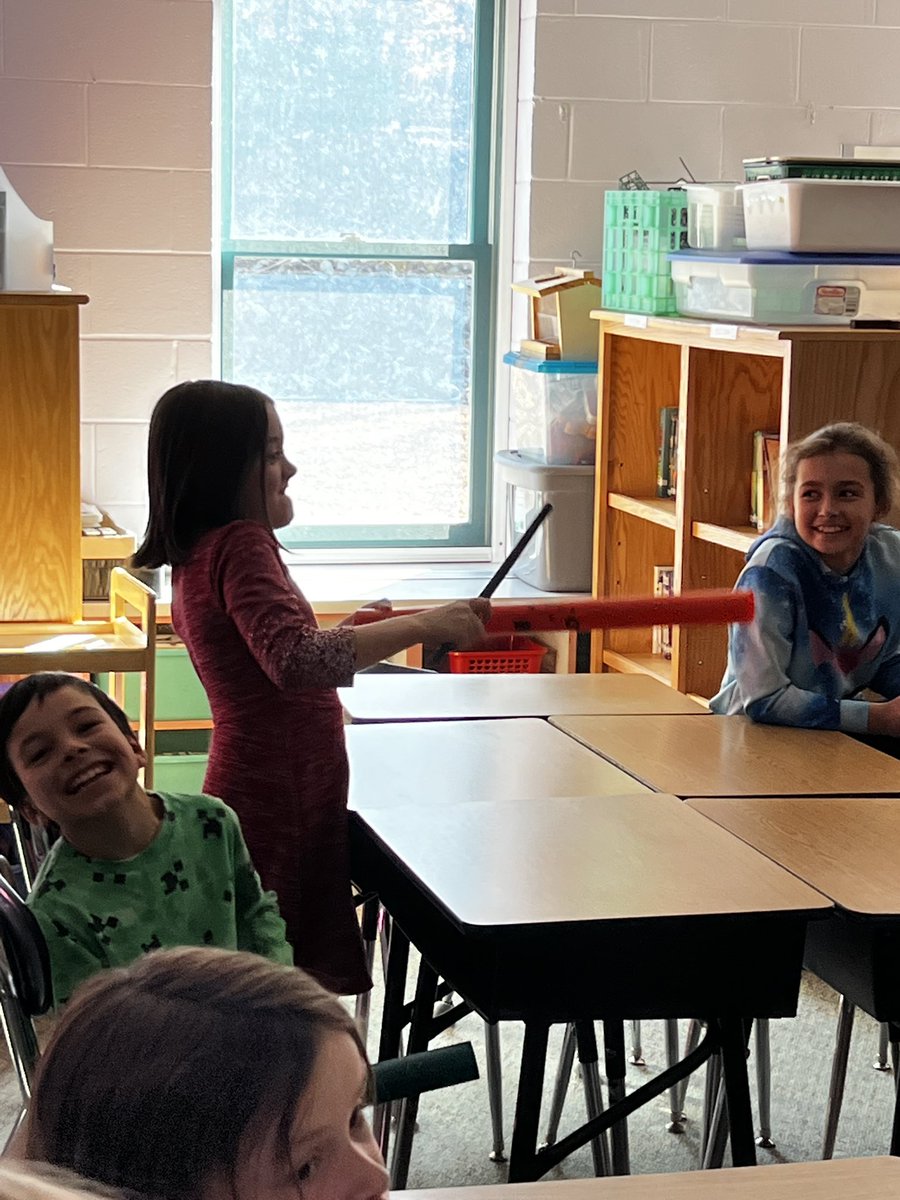 MrsColarusso's tweet photo. What a fun Friday!  4th/5th graders read books about socks to our younger students in preparation for #socktober!  3rd/4th graders played instruments to a creepy song during music. #WESNHpride https://t.co/ewY1dbqM7F