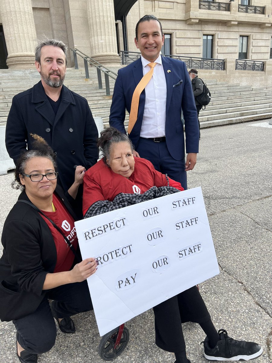 Thx to all who came out in support of ACL mbrs fighting for more funding and an actual living wage. <a href="/WabKinew/">Wab Kinew</a> thank you for taking the time to speak &amp; support our members and the vulnerable persons they care for. #RespectUsProtectUsPayUs <a href="/UniforTheUnion/">Unifor</a> <a href="/gavinmcgarrigle/">Gavin McGarrigle</a> <a href="/local468/">Unifor Local 468</a>
