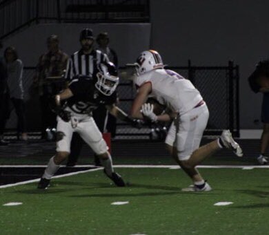 NGSportsLink's tweet photo. Final: Chestatee 32 @EastForsythFB 28. (Photos/Kendall Parks) https://t.co/q2JvQ7R9th