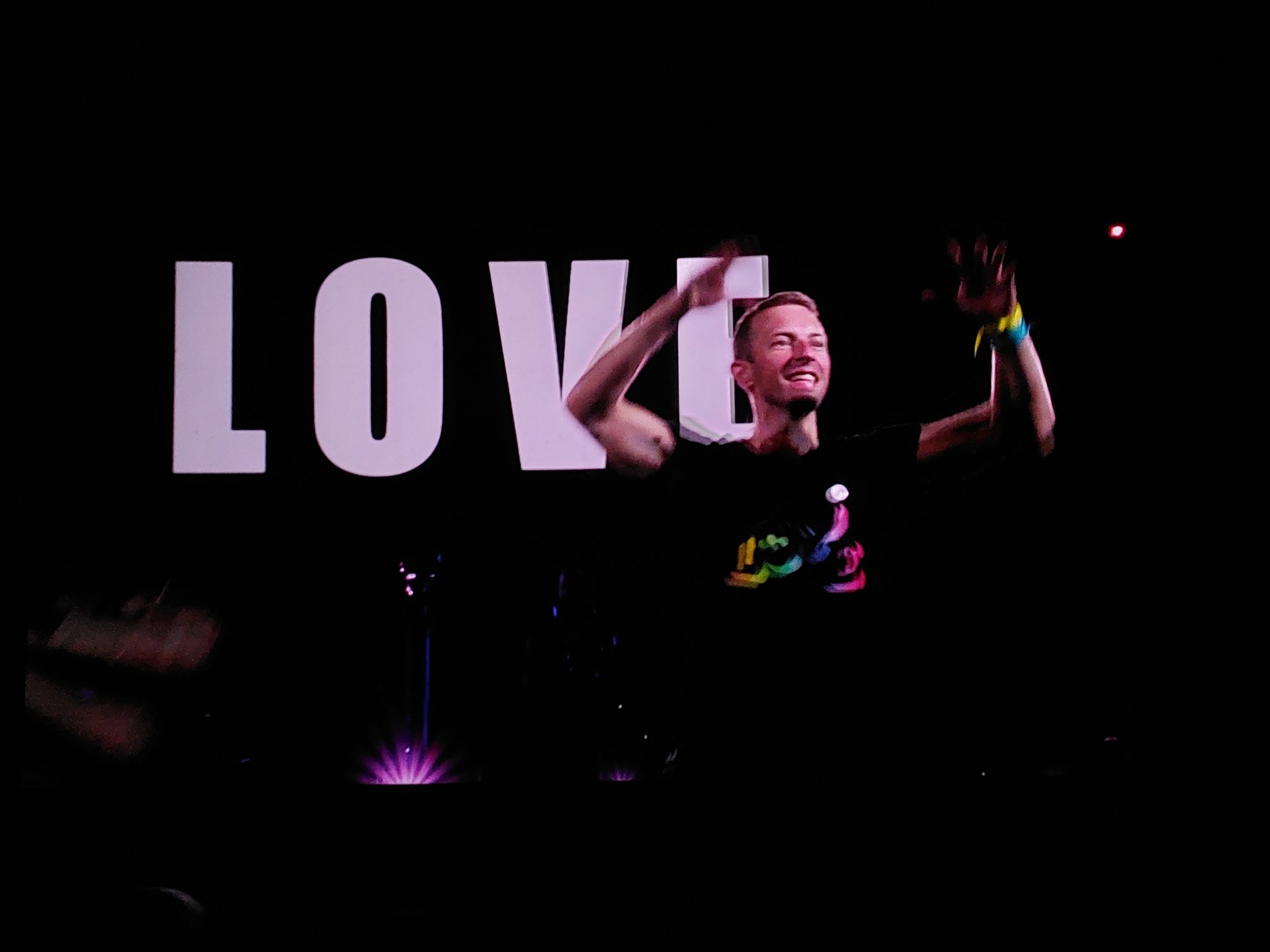 Thank you SO MUCH @coldplay for the Live in Buenos Aires event. I almost cried🥹 https://t.co/xCnVse0lus