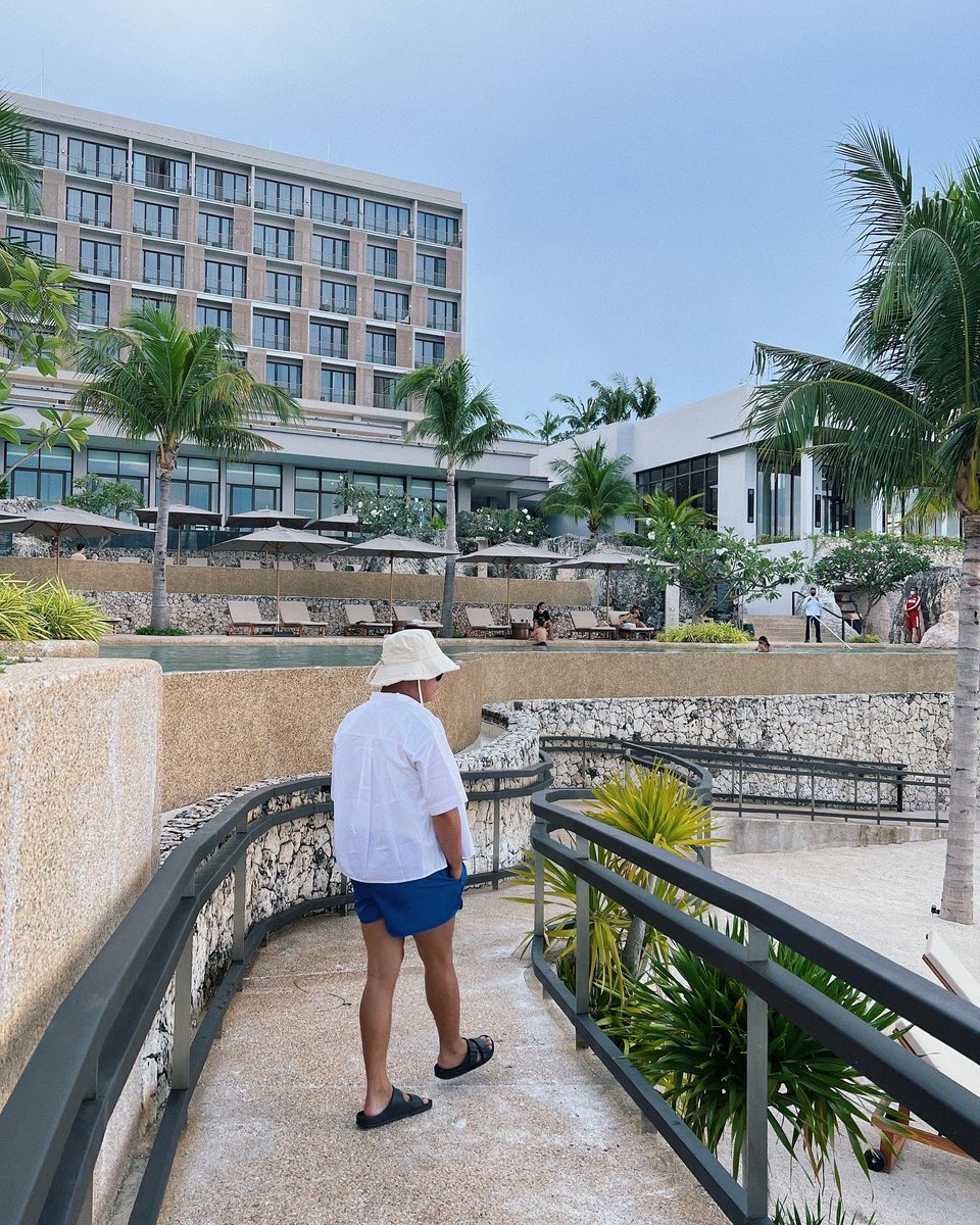 clacrence's tweet photo. 🏝️ https://t.co/YNWtqPZnrY