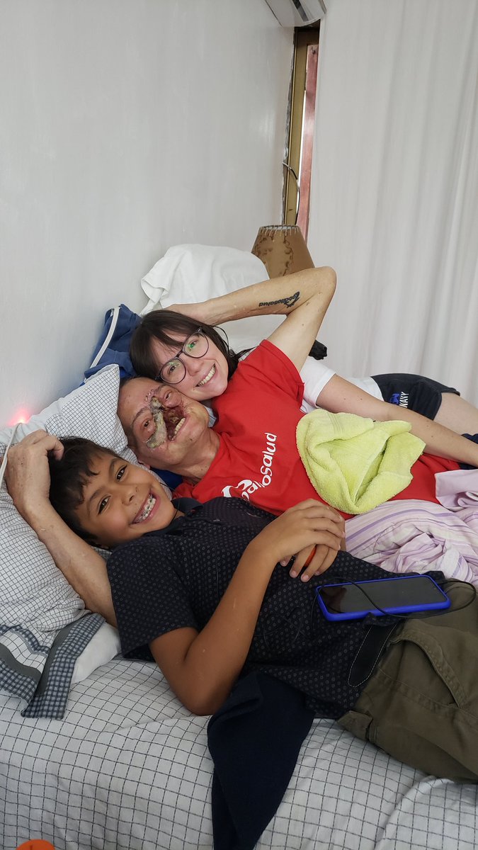 Que puede ser mejor que esto como recompensa a todo el dolor que he vivido.
Solo falta mi hija primogénita pero lo debo aceptar...
#CaballosaludCreeEnDios amén