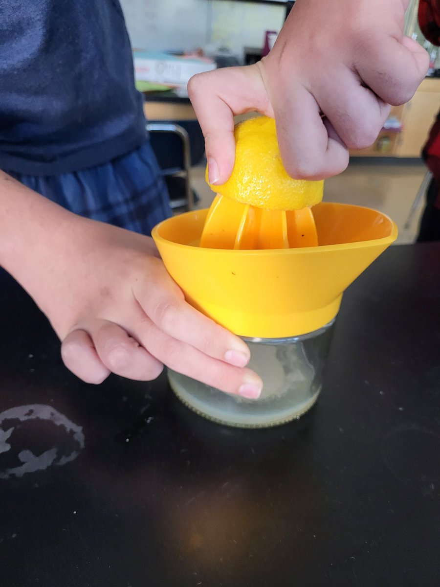 When life gives you molemons, you make molemonade! This week we learned about mole conversions by making lemonade with just the right number of moles of sugar 🍋 <a href="/IDEACenterHS/">IDEA Center HS</a>