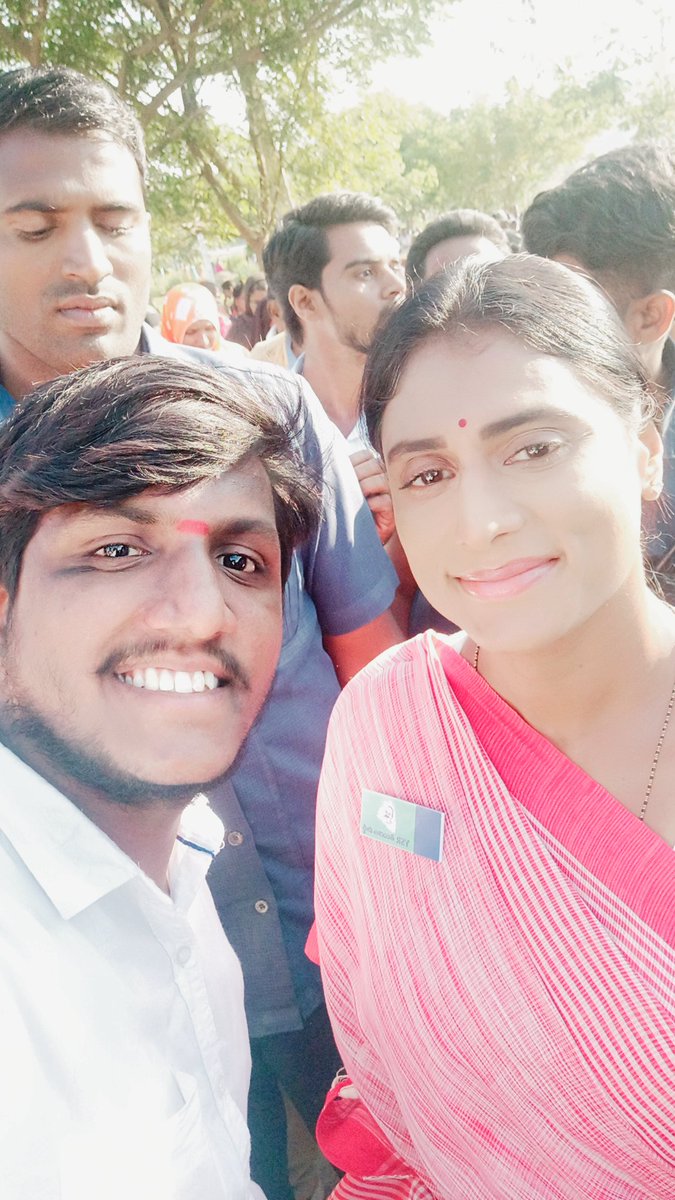 madhasu_pavan's tweet photo. తెలంగాణ రాష్ట్రంలో వైఎస్ఆర్ గారి ఆశయాల సాధన కోసం వైఎస్ షర్మిలమ్మ గారు చేపట్టిన ప్రజాప్రస్థానం పాదయాత్ర 192వ రోజు జగిత్యాల జిల్లాలోని కోరుట్ల నియోజకవర్గంలో జరుగుతున్న సందర్భంగా యాత్రలో పాల్గొనడం జరిగింది.🙏🏻
#ysrtp #YSRTelanganaParty #YSSharmilamma #Peddapalli #Madhasupavansaigoud https://t.co/HitmbGHrTk