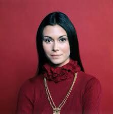 Kate Jackson cumple años hoy ,happy birthday 