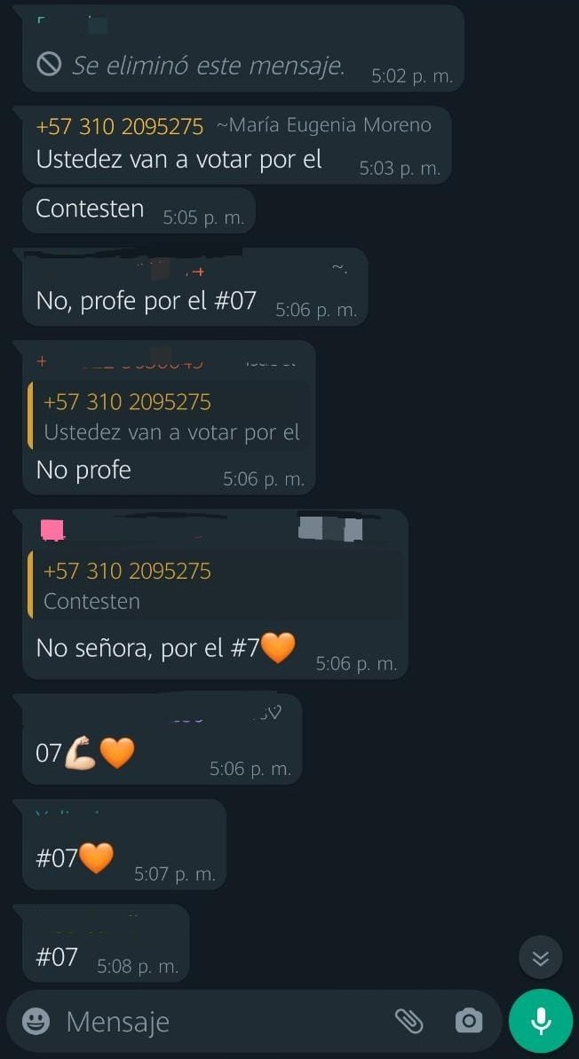 FabioTorresUno's tweet photo. No hubo garantías durante la jornada de elecciones. No las habrá después en el escrutinio. En sus términos anti académicos han“cuadrado la vuelta”.Impusieron fecha para reducir la participación,presionan a los beneficiarios de programas de bienestar para movilizar conciencias🧐‼️ https://t.co/Cp4hfO4zRk
